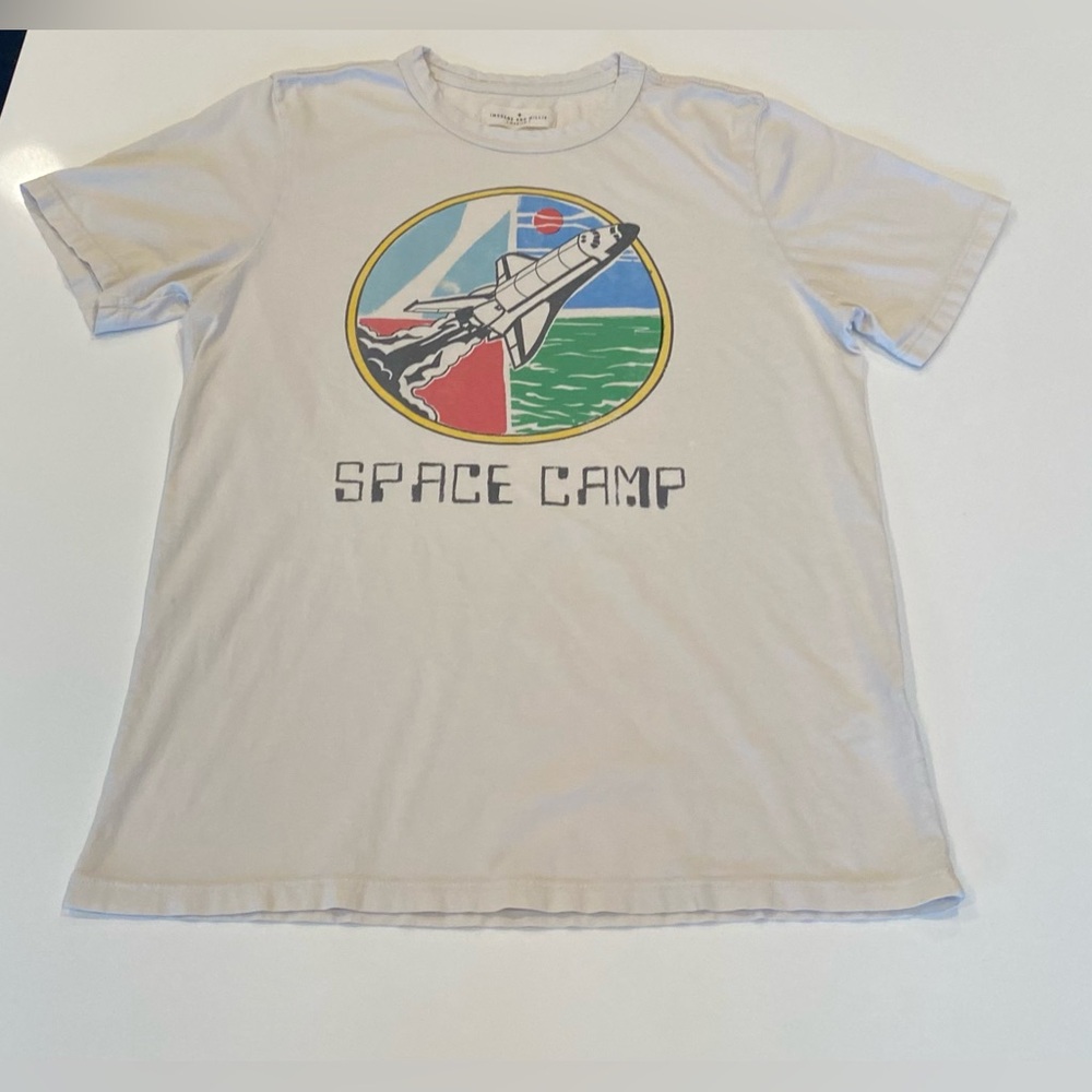 Imogene + Willie Cream Medium Screenprinted Space Camp Short Sleeve T-Shirt